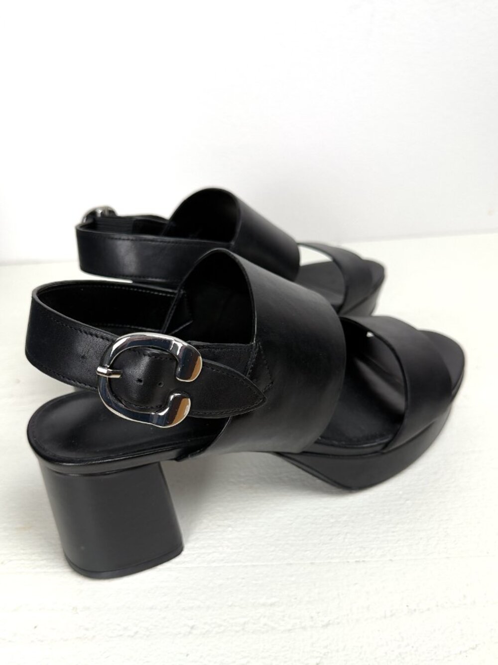 NWT Aerosoles Women's Camera Leather Platform Sandals Black Size 8.5 - Picture 2 of 10